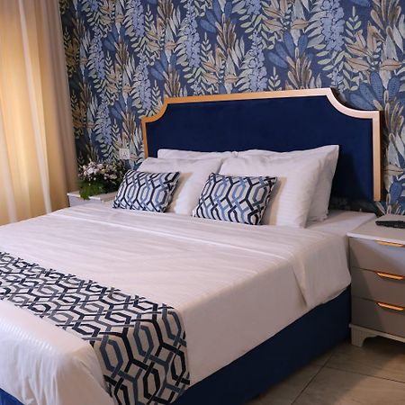 Rafi Hotel Амман Экстерьер фото