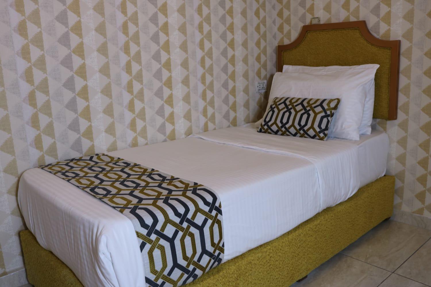 Rafi Hotel Амман Экстерьер фото