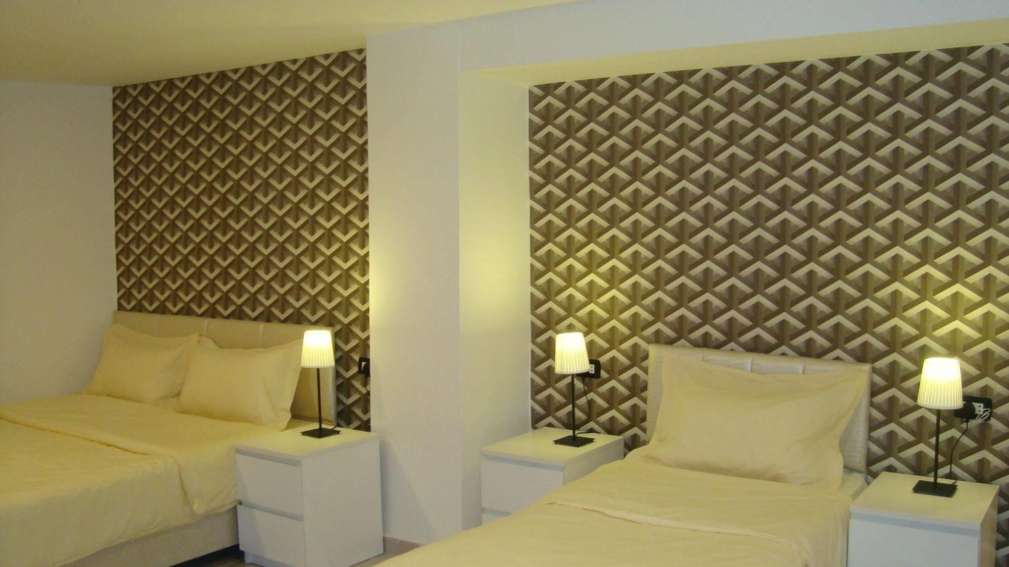 Rafi Hotel Амман Экстерьер фото