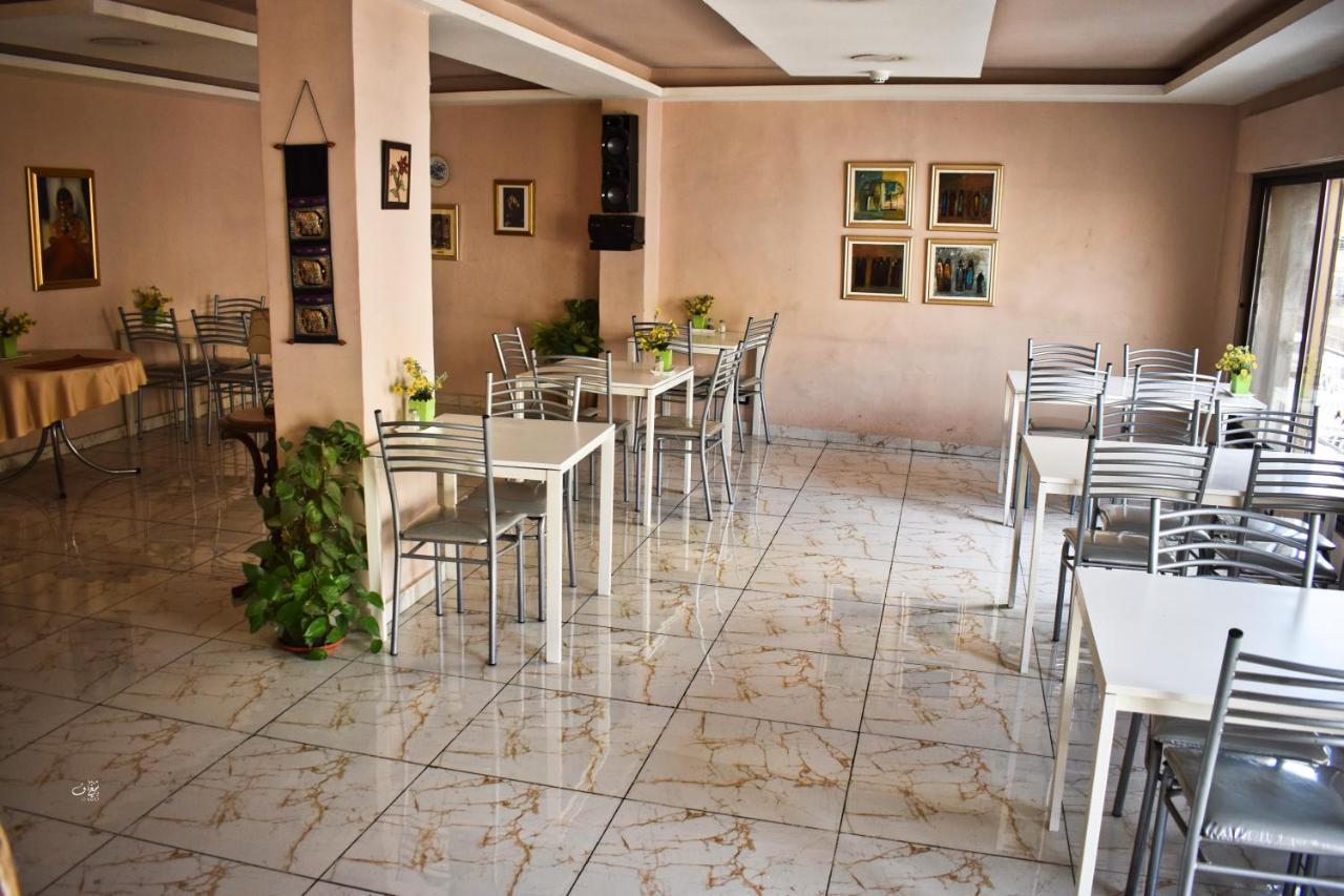 Rafi Hotel Амман Экстерьер фото